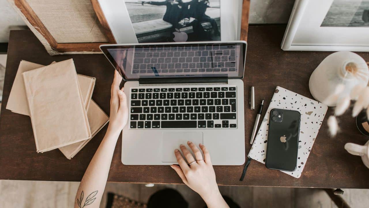 Manfaat Gunakan Jasa Editing File Profesional